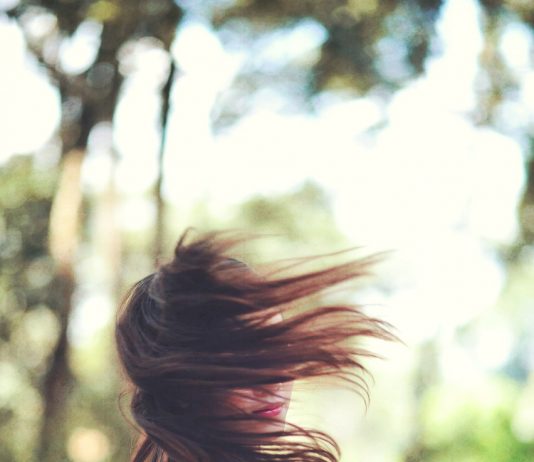 בחירת שמלה לבת מצווה