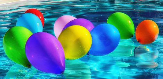 בת מצווה בבריכה – הטרנד שהבת שלכם תאהב